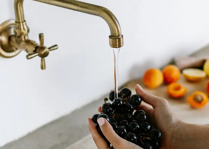 Maison Simone With Private Heated Infinity Pool & Spectacular Sea View Hébergement de vacances *