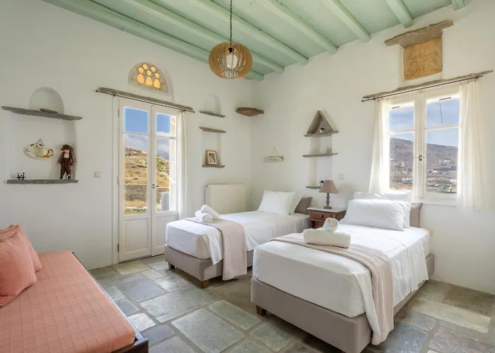 Maison Simone With Private Heated Infinity Pool & Spectacular Sea View Hébergement de vacances *