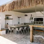 Ferienhaus Maison Simone With Private Heated Infinity Pool & Spectacular Sea View *