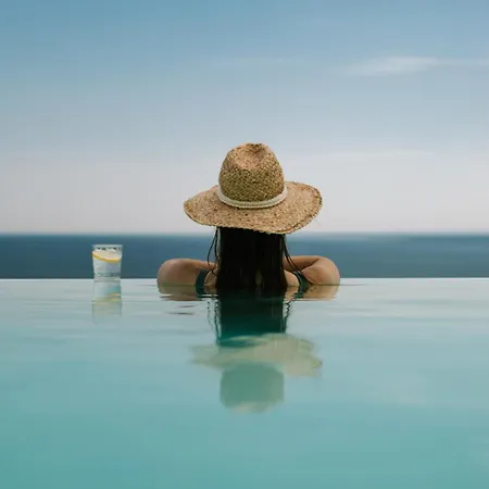 Tatil Evi Maison Simone With Private Heated Infinity Pool & Spectacular Sea View