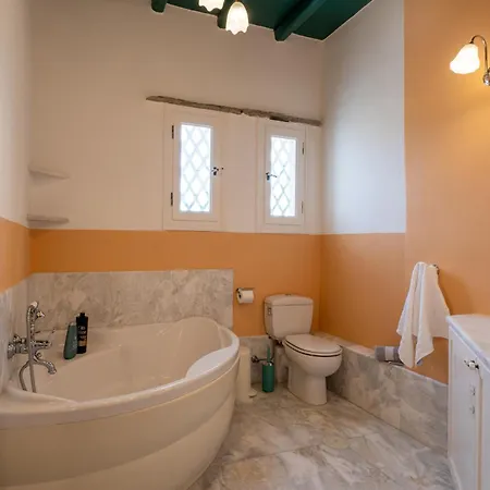 Holiday home Maison Simone With Private Heated Infinity Pool & Spectacular Sea View *