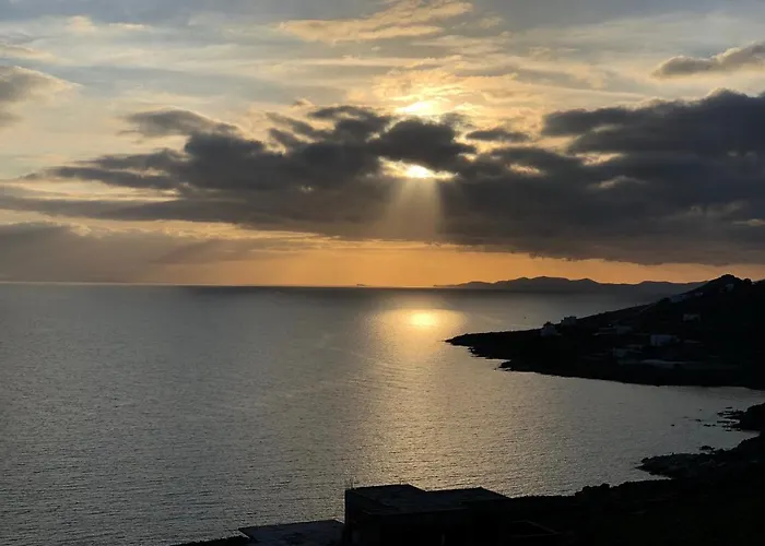 Semesterbostad Maison Simone With Private Heated Infinity Pool & Spectacular Sea View Agios Sostis (Tinos)