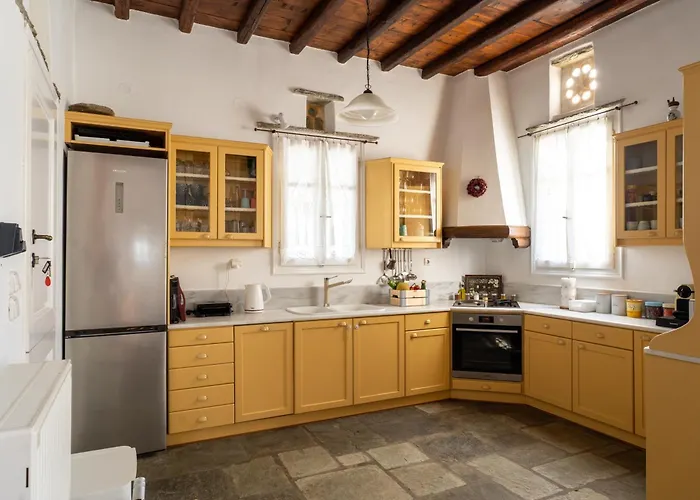 Maison Simone With Private Heated Infinity Pool & Spectacular Sea View بيت للعطل *